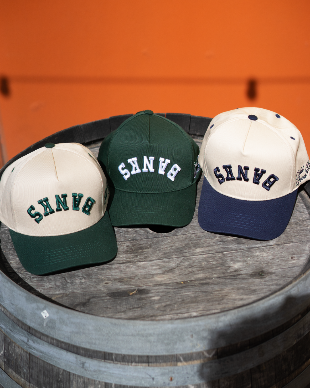 BANKS UPSIDE DOWN HAT Cream & Navy